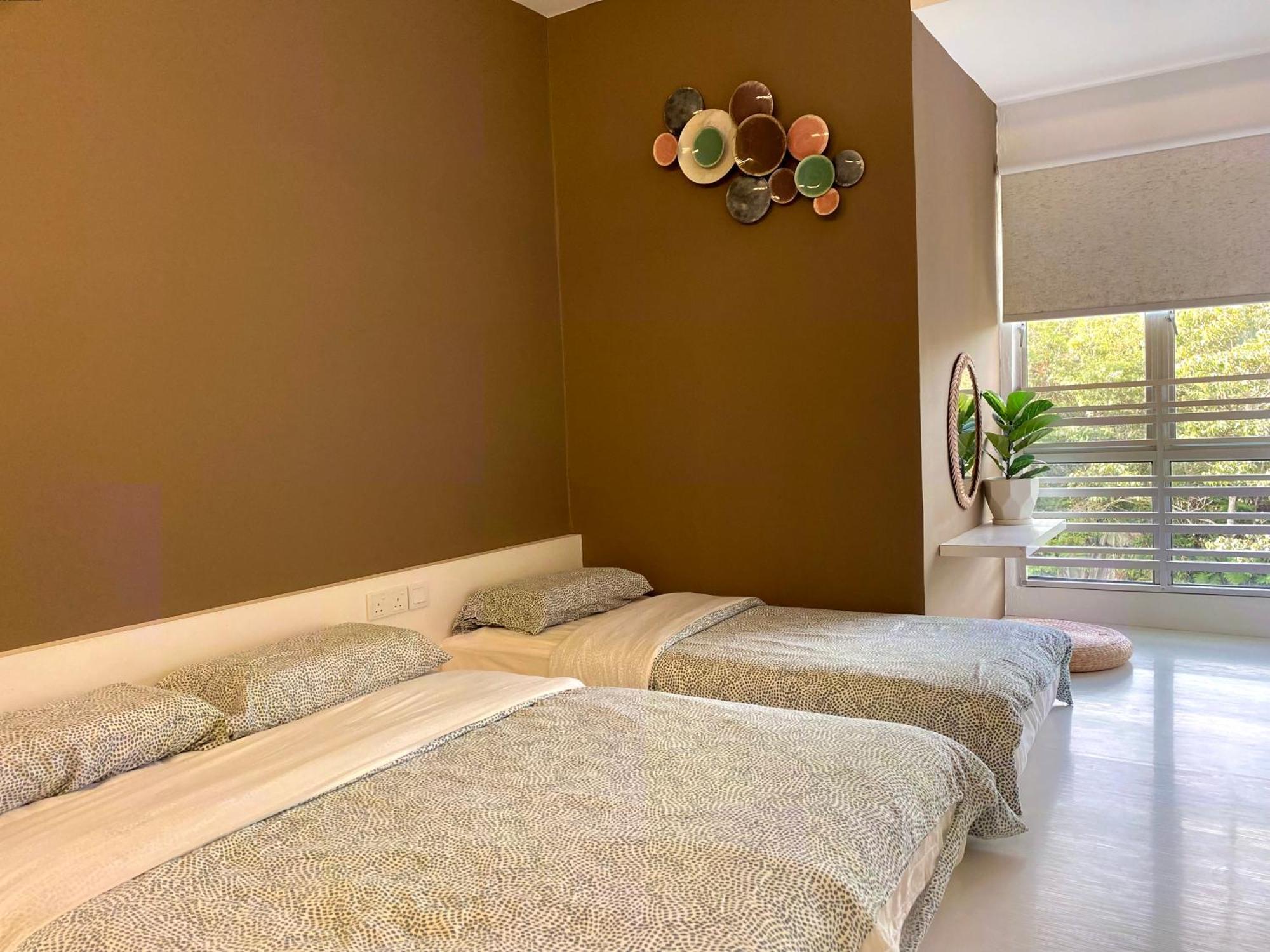 Emerald Avenue Cozy 3r3b 822 *
